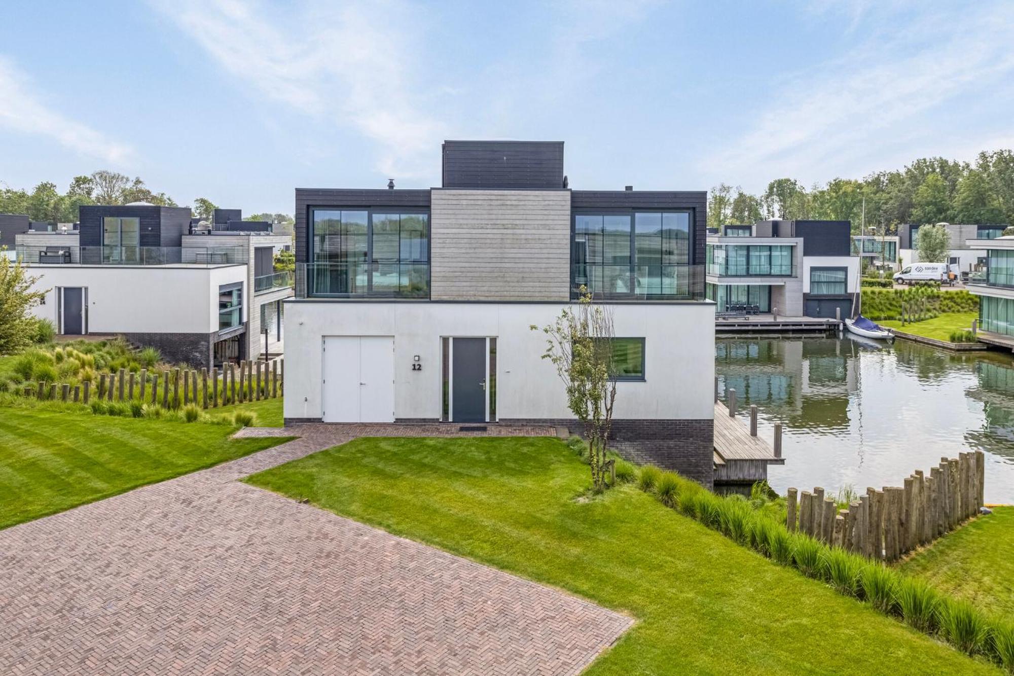 Lake House With Dock At Lake Veere, Zeeland アルネマイデン エクステリア 写真